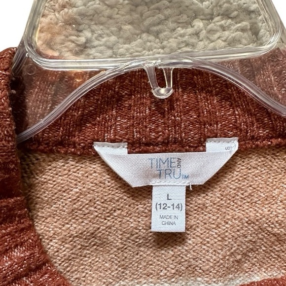 Time and Tru Comfy Striped Sweater.  Size XL. - Picture 3 of 5